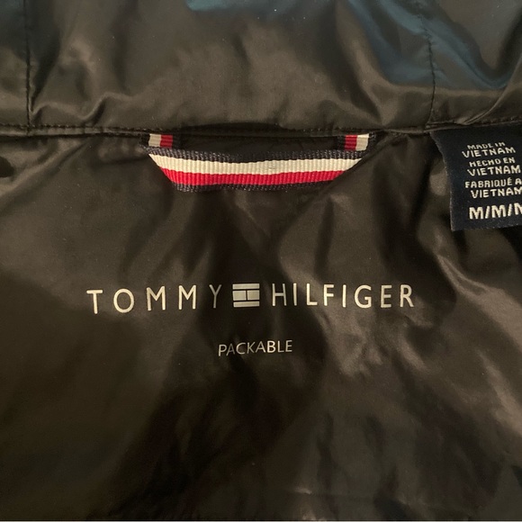 Tommy Hilfiger Hooded Zip Front Short Packable Jacket - Picture 3 of 7